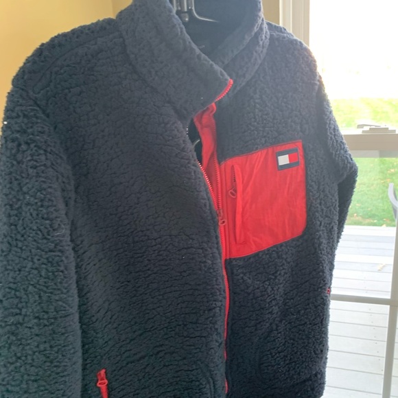 Tommy Hilfiger NWT fleece zip-front jacket - Picture 4 of 10